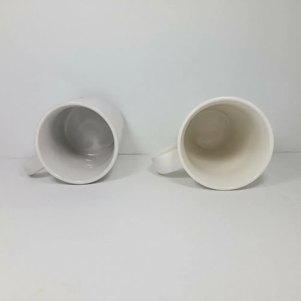 2 Different Starbucks‎ Mugs